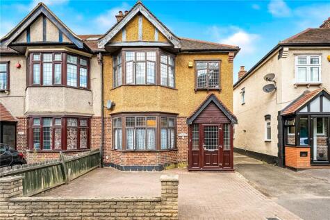 Woodlands Gardens, Woodford New Road, Walthamstow, London, E17