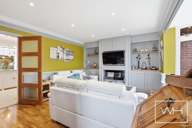 3 bed House for sale Image 12