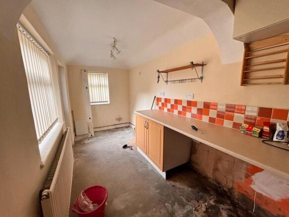 3 bed House for sale Image 7