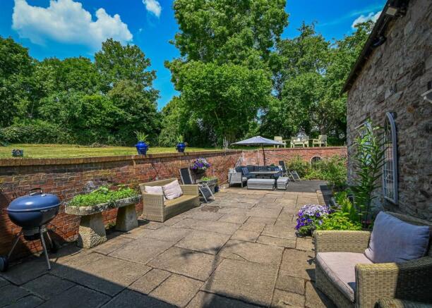 Priory Cottage-37.jpg