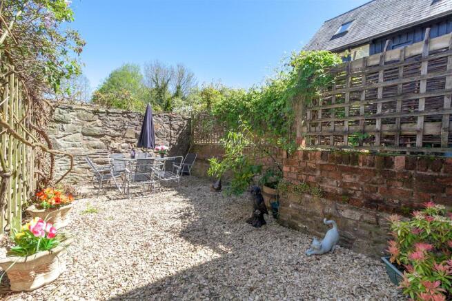 Courtyard Garden 1.jpg