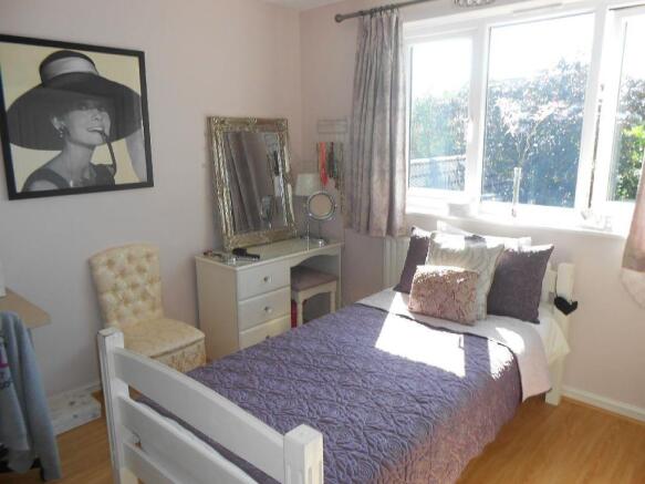 Fenside_Drive18._-_bedroom_(2).jpg