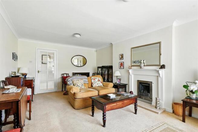 3 bed Semi-Detached Bungalow for sale Image 7