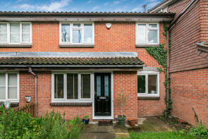 19, Windermere Close, Egham TW20 8JR
