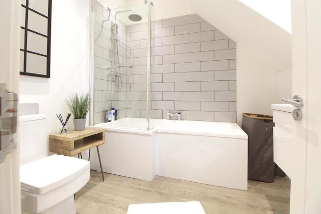 Ground Floor Bathroom.JPG