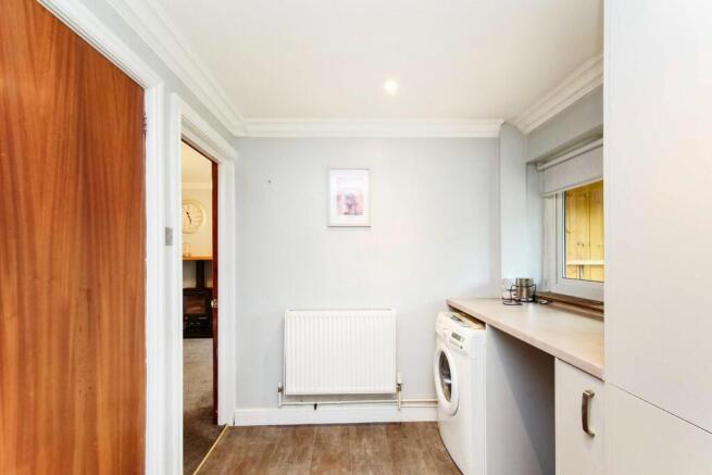 2 bed Semi-Detached for sale Image 10