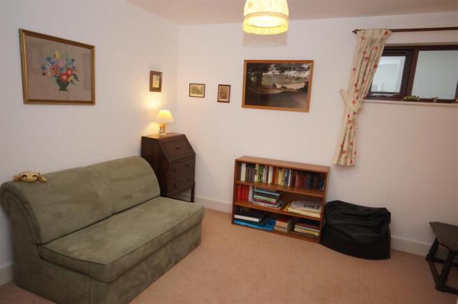 Bedroom 3.JPG