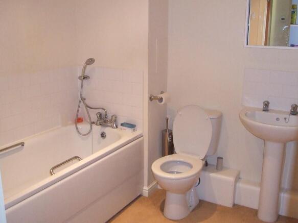 Photo 6