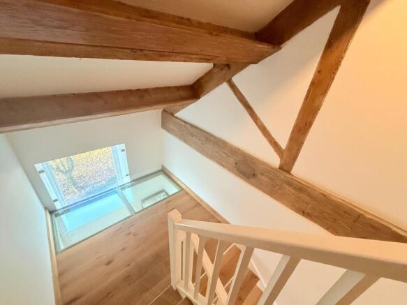 3 bed House to rent Image 12
