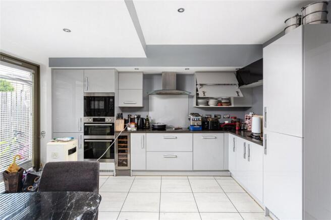 4 bed End of Terrace for sale Image 4