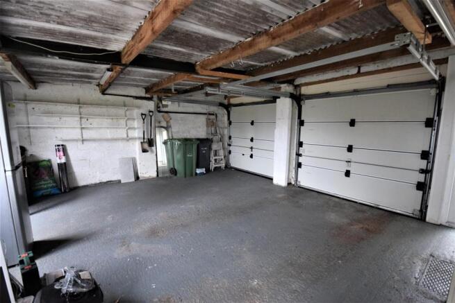 GARAGE.JPG
