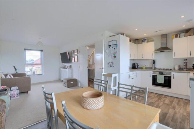 3 bed Semi-Detached for sale Image 9