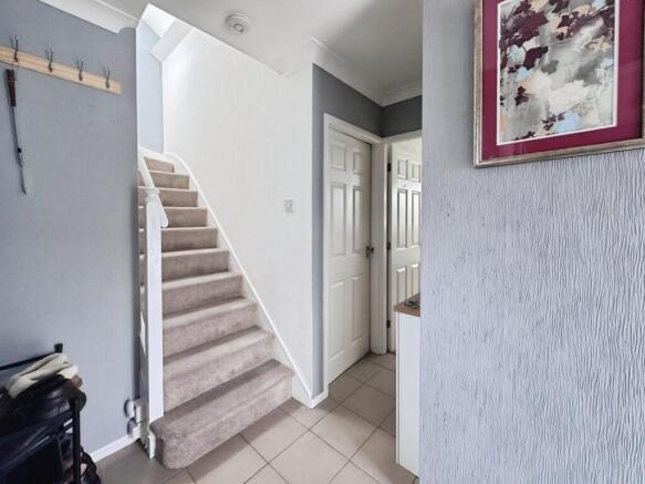3 bed Semi-Detached for sale Image 10