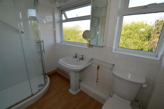 Shower Room.JPG