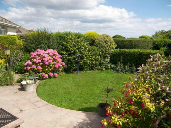 Photo 3