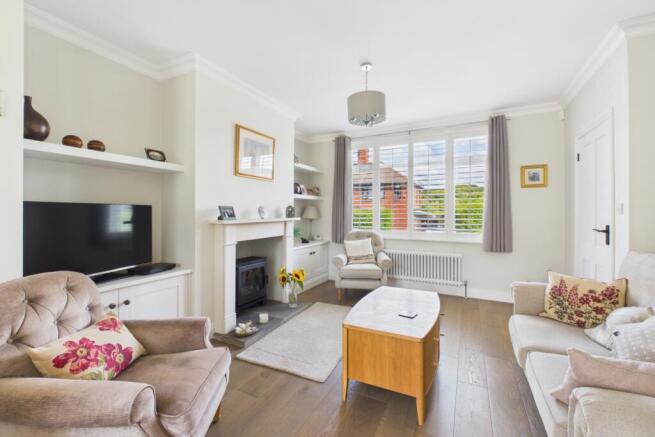 4 bed Semi-Detached for sale Image 5