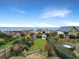 8, Cliff Road, Cowes PO31 8BN