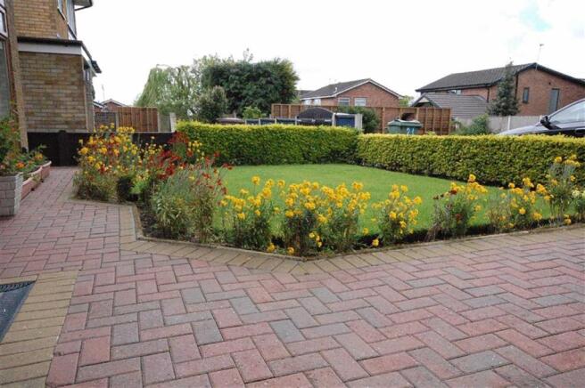 Front Garden Area