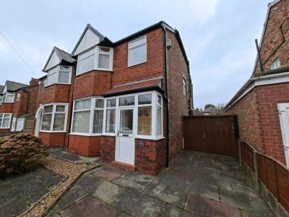 Westwood Road, Stretford, M32