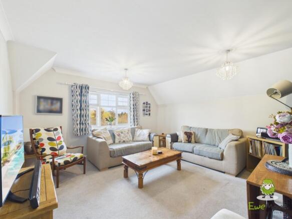 EweMove Estate Agents Basingstoke - Elder House