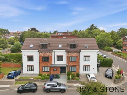 2a Manorside, Barnet, Hertfordshire, EN5