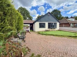 10, Lawton Close, Romiley, Stockport SK6 3EQ