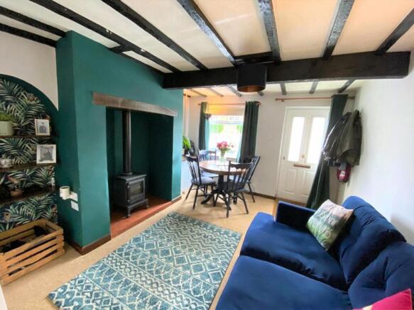 Sitting/Dining Room