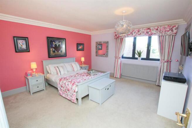 BEDROOM 3
