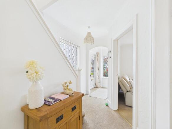 3 bed Semi-Detached for sale Image 4
