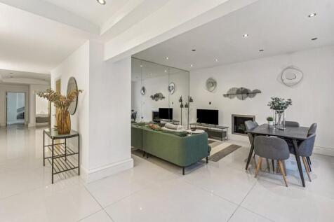 Cornwall Gardens,
South Kensington, SW7