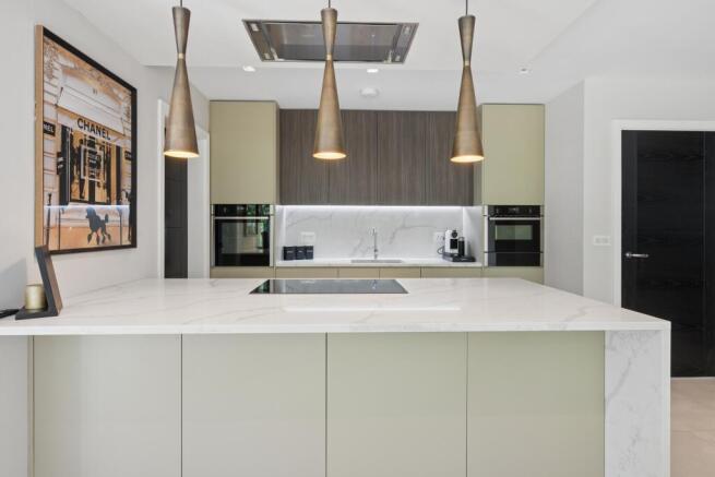 5, Rosegarth Place photo 4