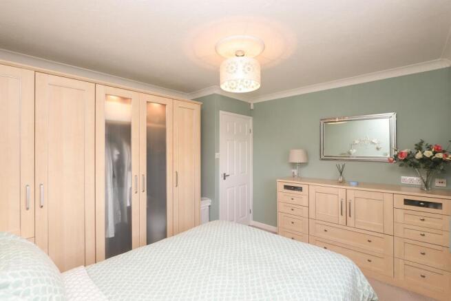 3 bed Detached for sale Image 12