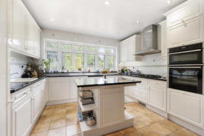 Wilbury Avenue, Cheam, Sutton, SM2 photo 4