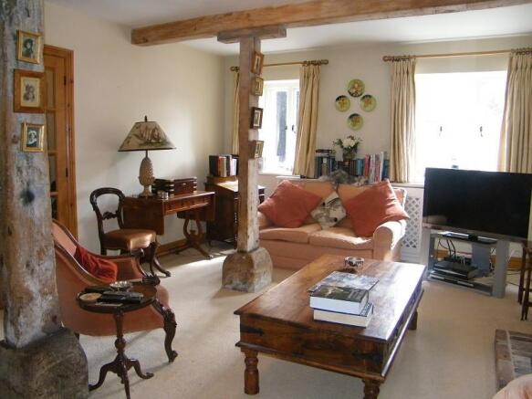 Lounge 1