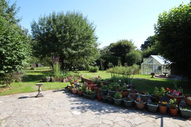GARDEN