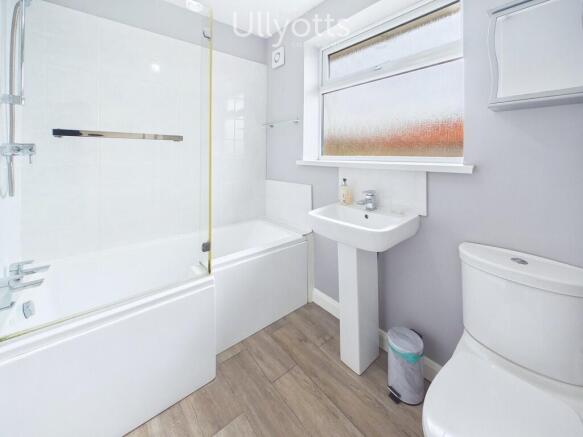 2 bed Semi-Detached for sale Image 12