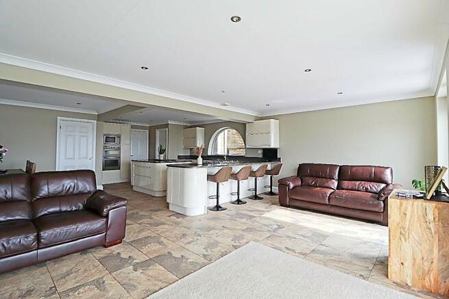 Open Plan Reception Room