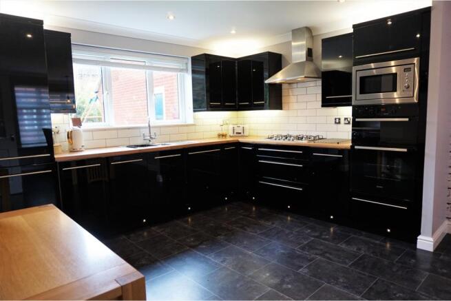 Kitchen / Diner
