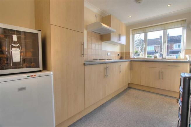 Kitchen: