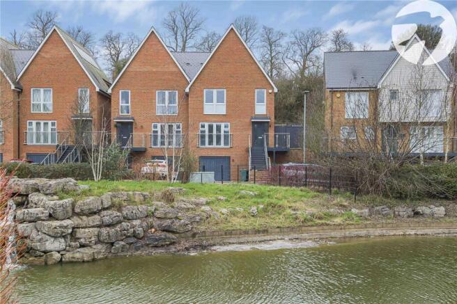 Castleridge Drive, Greenhithe, Kent, DA9 photo 4