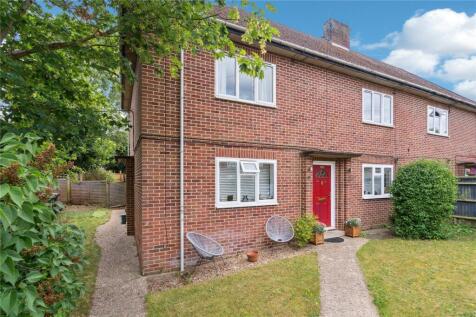 Gainsborough Crescent, Henley-on-Thames, Oxfordshire, RG9