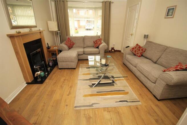 Lounge5.JPG