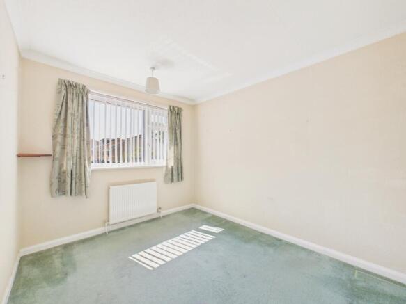 2 bed Semi-Detached Bungalow for sale Image 7