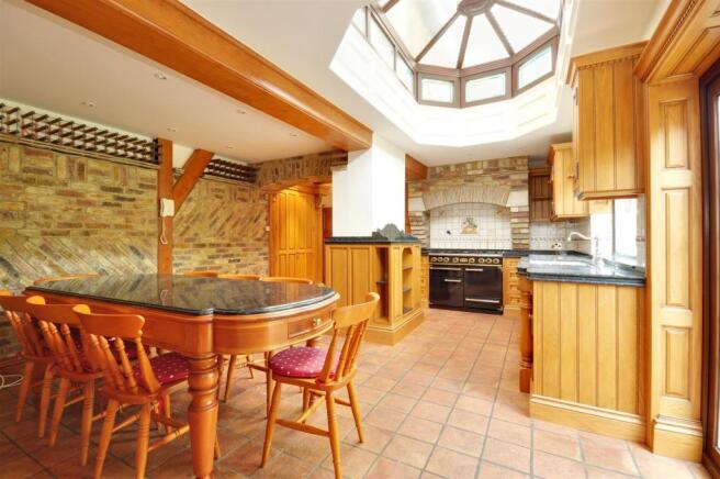 Kitchen/Breakfast Room