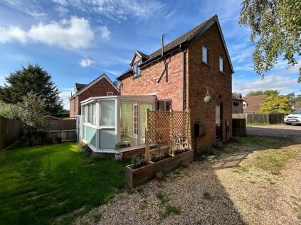 Fessey Road, BYFIELD, Northamptonshire, NN11