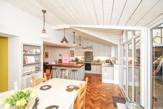 Kitchen Dining Famil