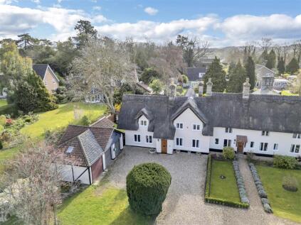 The Street, Horringer