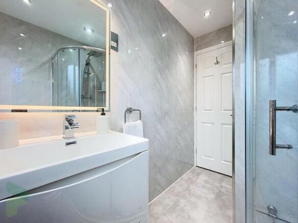 Ensuite Shower Ro...