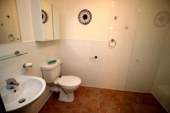Second En-Suite