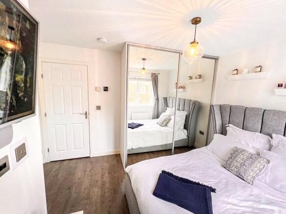 3 bed House for sale Image 6